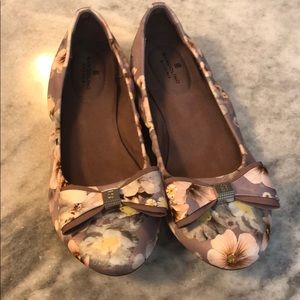 Bandolino ballet flats